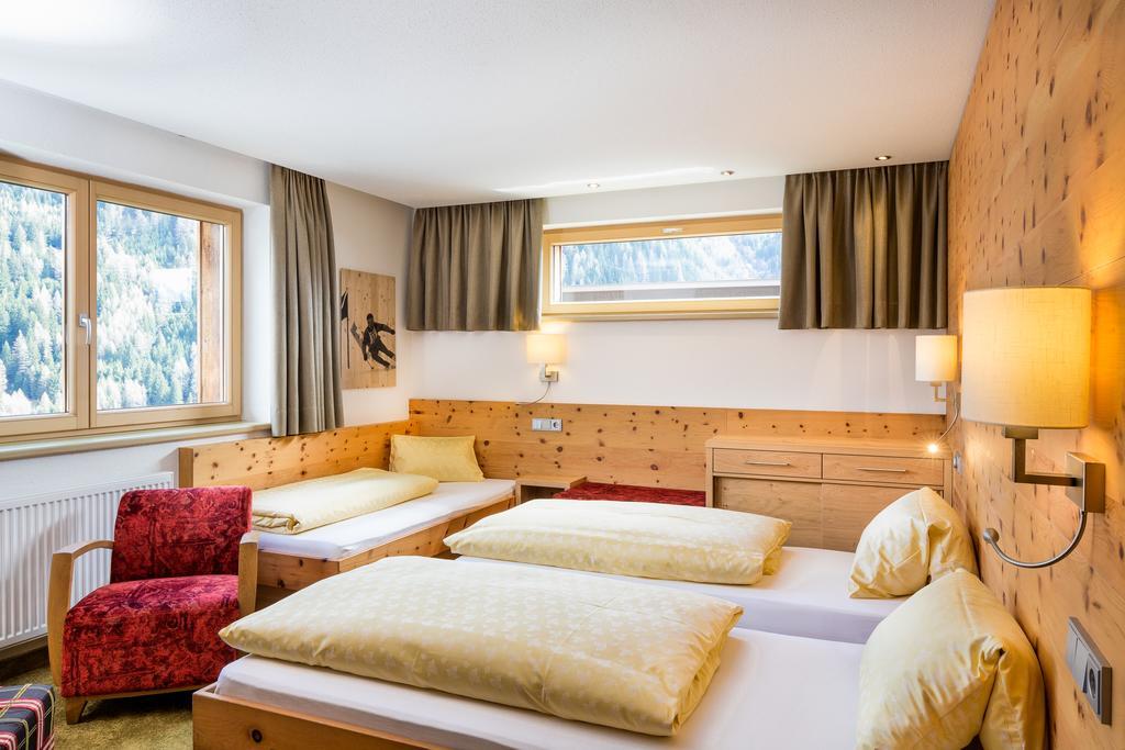 Hotel Garni Ernst Falch St. Anton am Arlberg Zewnętrze zdjęcie